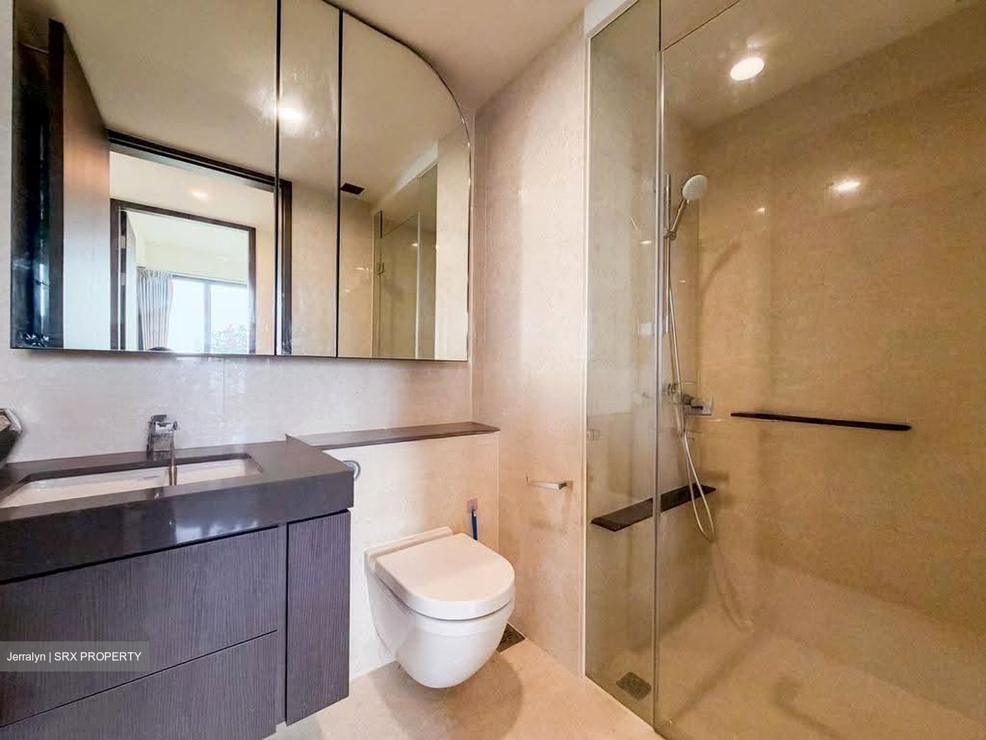 Avenue South Residence (D3), Apartment #629879341